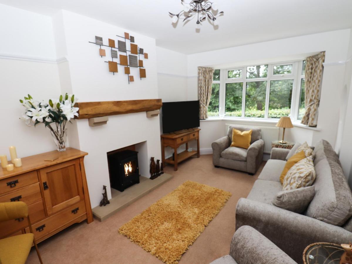 Woodlands Villa Matlock  Bagian luar foto