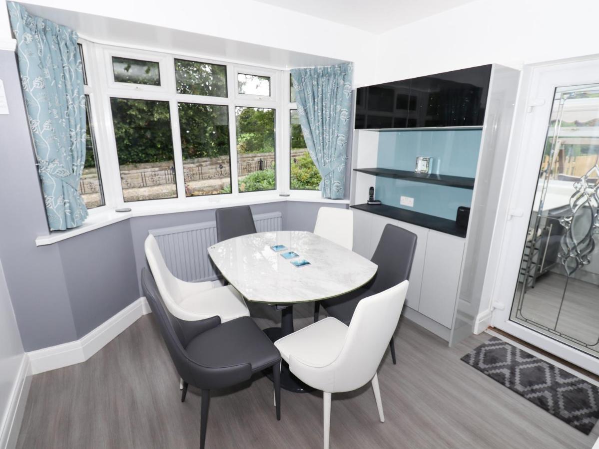 Woodlands Villa Matlock  Bagian luar foto
