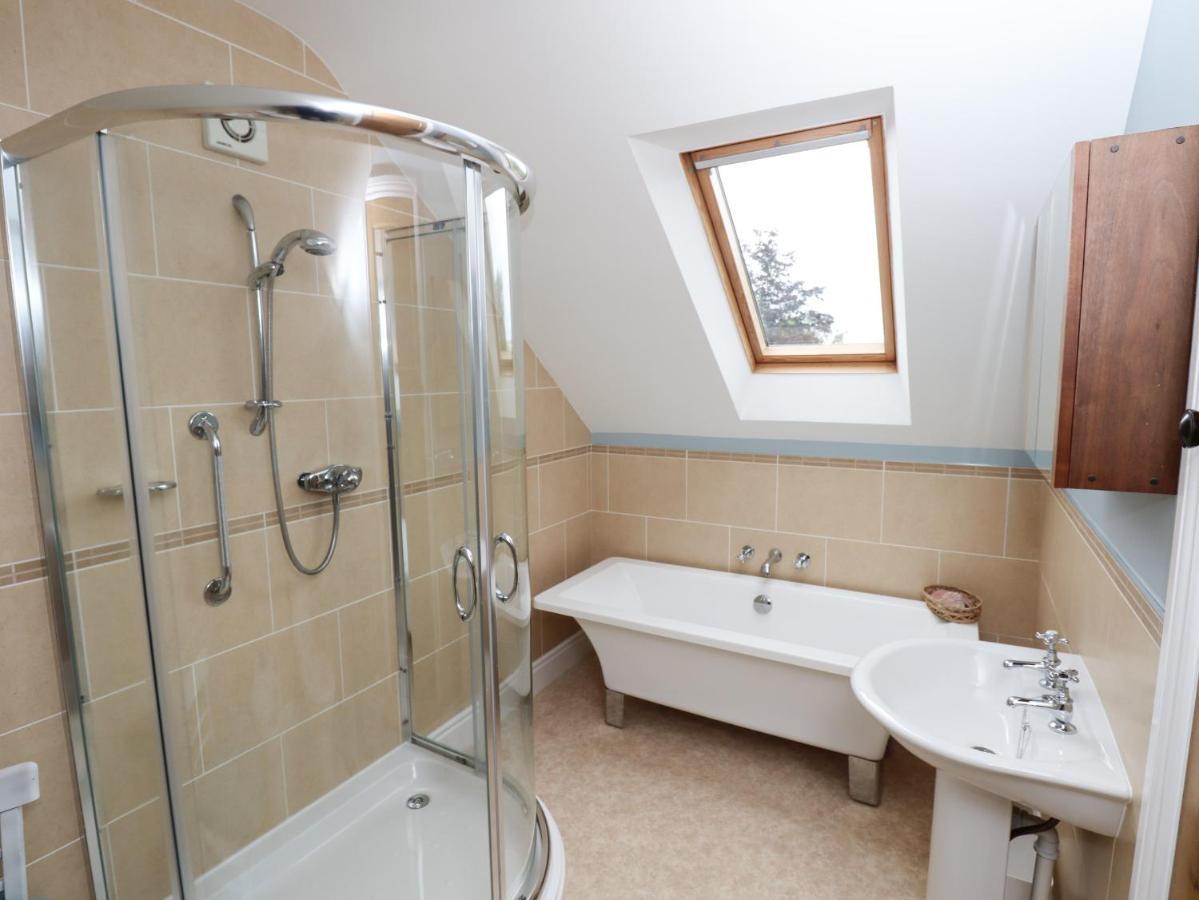 Woodlands Villa Matlock  Bagian luar foto